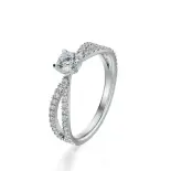 Pierścionek z diamentami